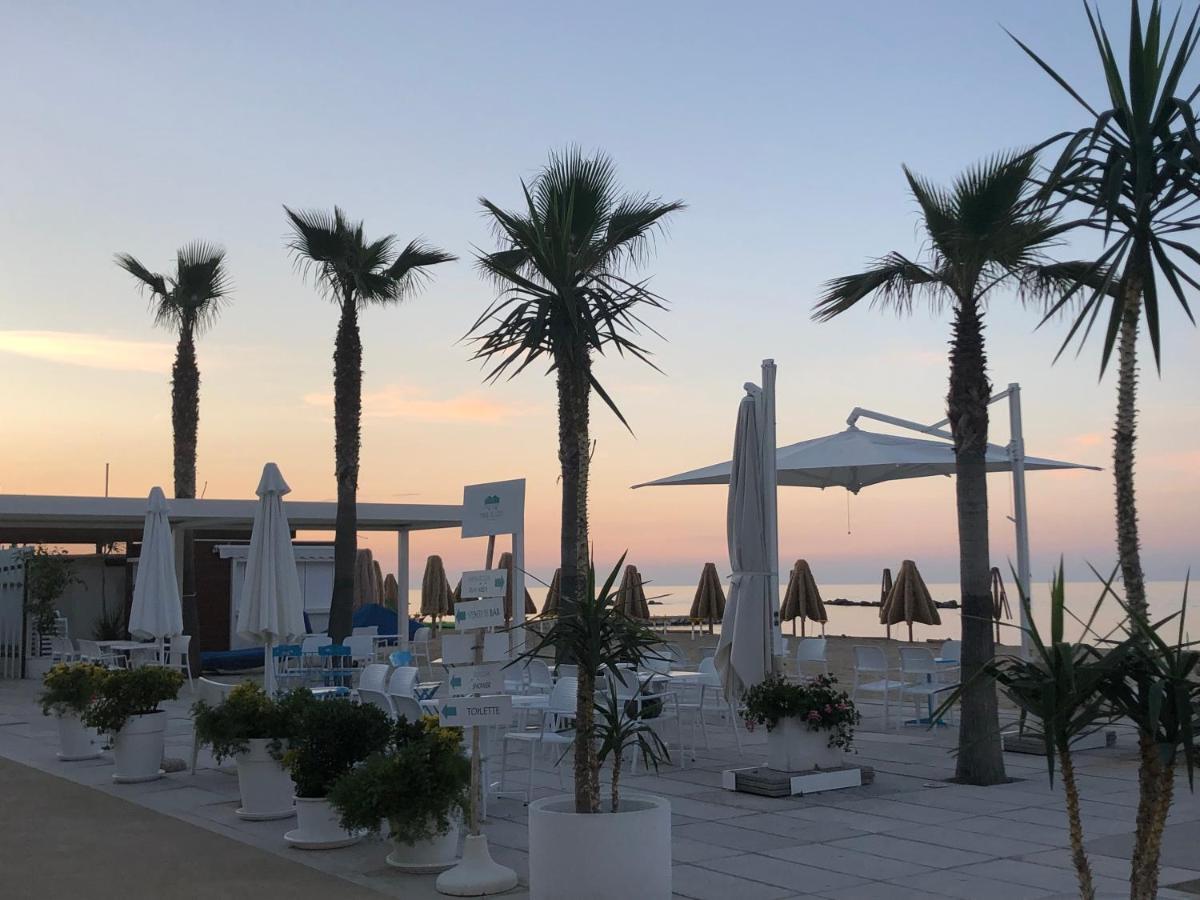 Albergo Punta De L'Est Francavilla Al Mare Eksteriør bilde